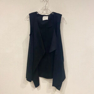 Velvet by Graham and Spencer Faux Suede Draped Vest Size Medium EUC